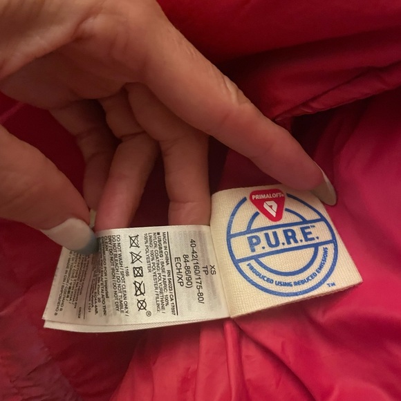 Cropped Puffer Jacket - Picture 3 of 3